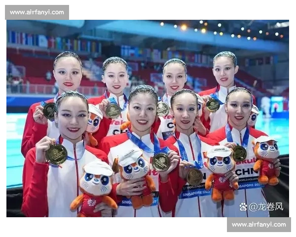 游泳世锦赛中国队冲击多金目标新星老将联手书写水上荣耀篇章